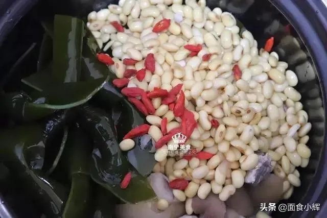 电饭煲能够煲压猪蹄吗?知道的能不能把过程写出来?