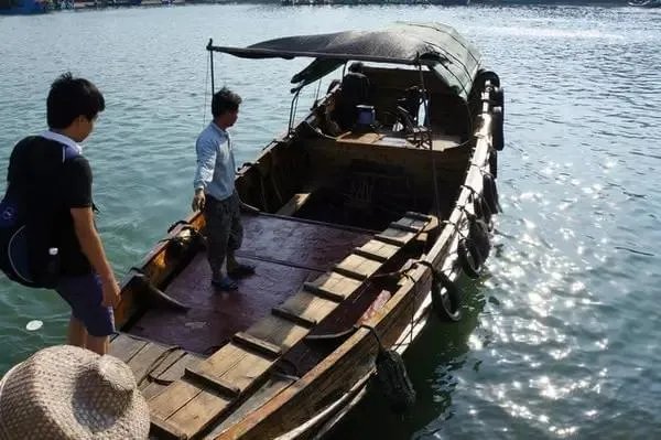 惠州惠东港口镇好不好玩,听说有很多海鲜?
