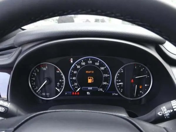 不到22万的中大型轿车,入门版的别克君越,配置够用吗?