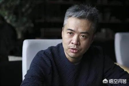 你最喜欢的足球解说嘉宾是哪位?为什么?
