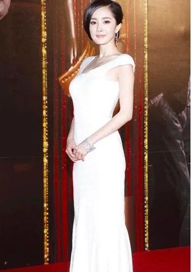 中国设计师兰玉的婚纱有名吗?有哪些女明星穿过?