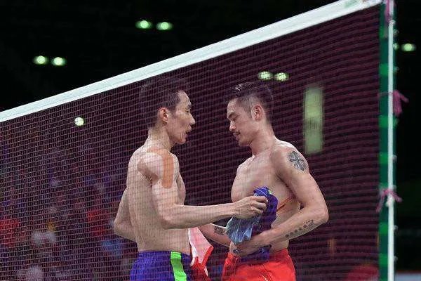 林丹作为军人出身,为何他满身纹身?
